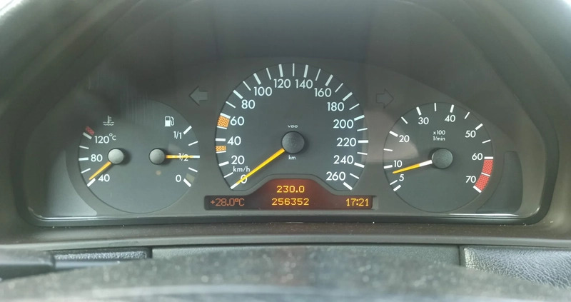 Mercedes-Benz Klasa E cena 29990 przebieg: 256352, rok produkcji 1998 z Jastrzębie-Zdrój małe 277